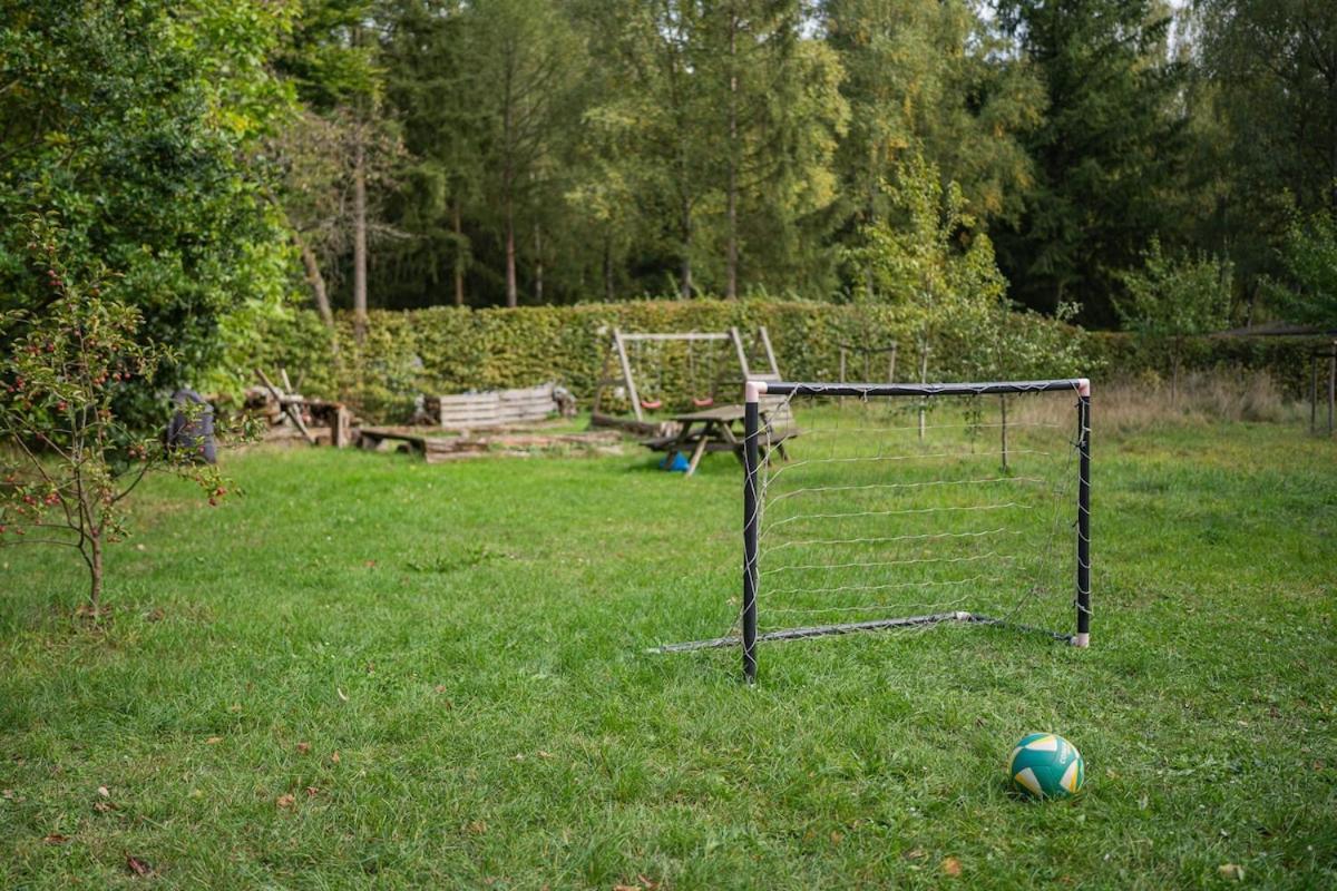 Wald- Und Seeidyll Im Historischen Forsthaus Neuruppin Buitenkant foto