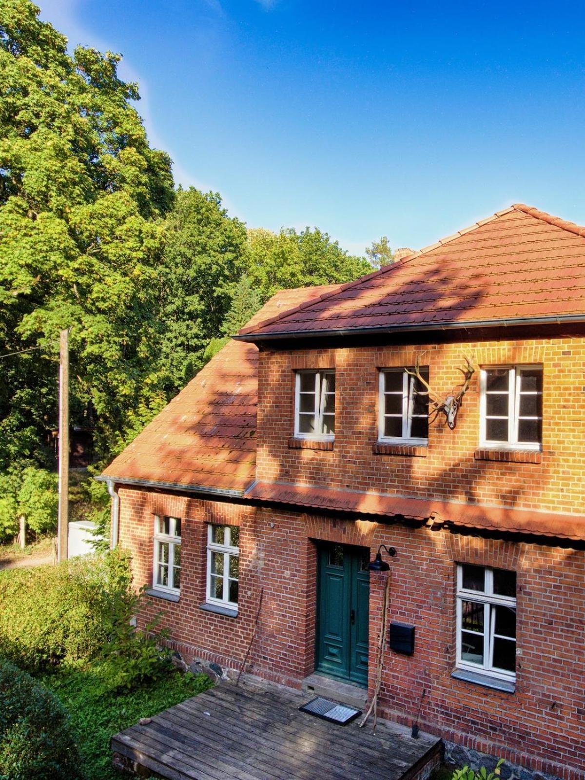 Wald- Und Seeidyll Im Historischen Forsthaus Neuruppin Buitenkant foto